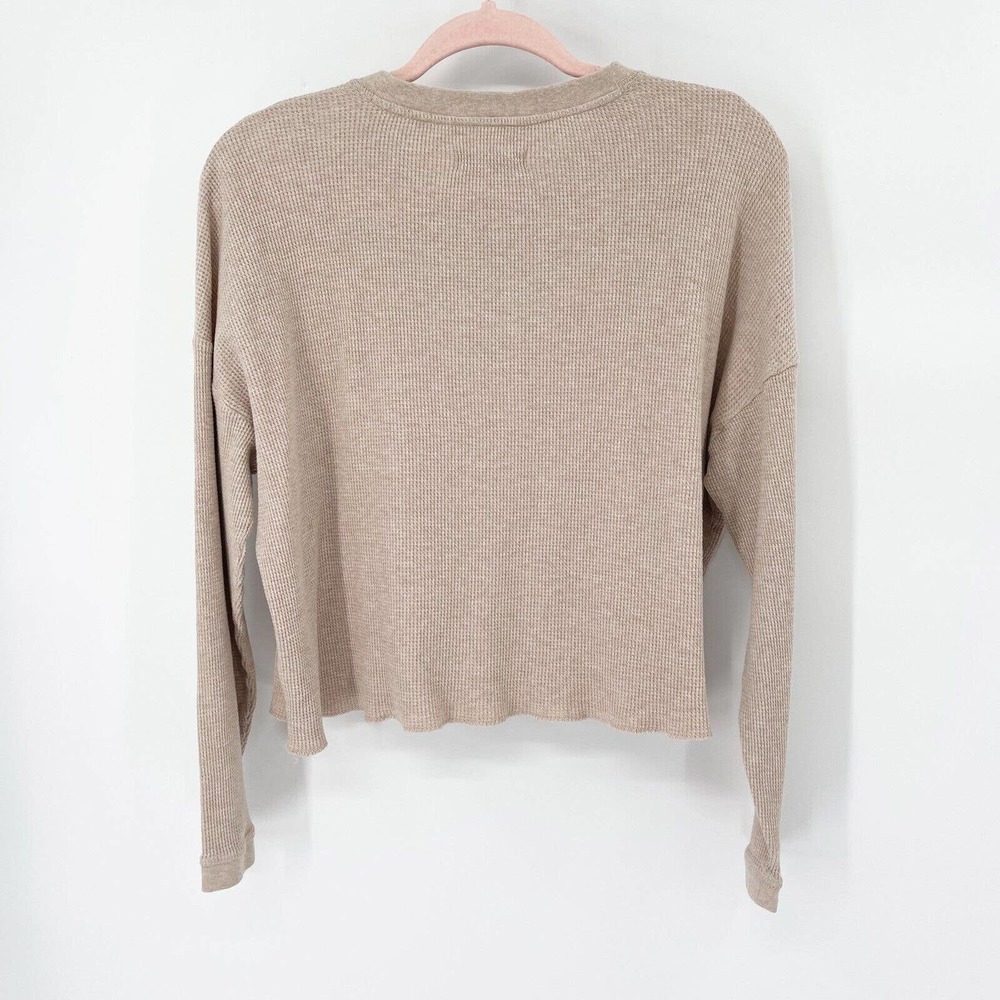 Everlane Henley Waffle Knit Thermal Shirt Sz L Tan Cropped Pullover Long Sleeve - Picture 4 of 6